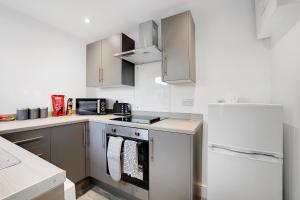 NEW! 4BR in Stanley