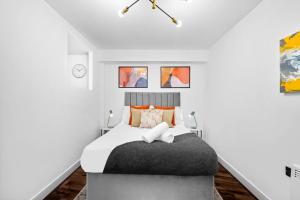 Modern 1-Bed Apartment Free Parking Sleeps 4 Birmingham