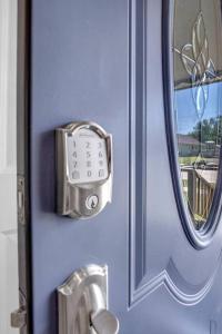 The Lincoln Street Landing