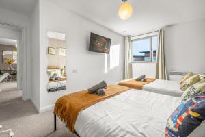 Pan Asian Haven with Balcony with CityView and Free Parking