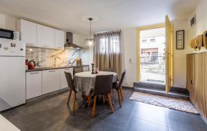 Awesome Apartment In Novigrad With Wifi