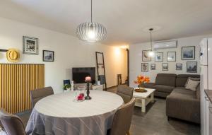 Awesome Apartment In Novigrad With Wifi