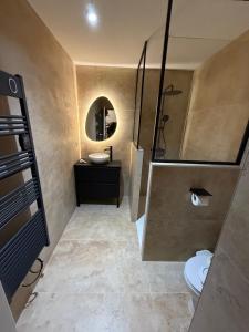 Appartements Le Cocon 4 Saisons - Les Villages du Bachat a Chamrousse 1700 - Droseras A14 - Classe 3 etoiles : photos des chambres