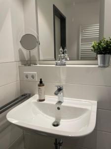 Modernes City-Apartment Nähe Uniklinikum und Zentrum