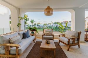 Punta Palmera Beachfront Apartment