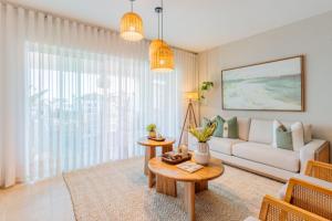 Punta Palmera Beachfront Apartment