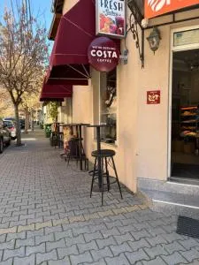 拉邸旅舍 - Lyubimets