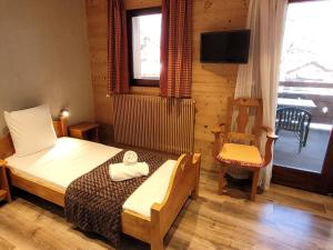 Appartement rénové au pied des pistes avec parking et wifi, 3 chambres - FR-1-598-132