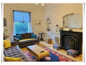 Beautifully Decorated 2Bed Apt- Gem in City Center