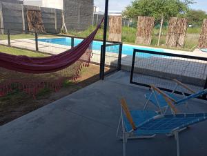 CASA quinta ""LUZ AZUL"" con pileta, galeria, calefaccion , doble aire frío calor, WIFI