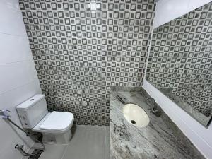 Frente Mar com garagem, Ar Condicionado e WI-FI grátis em Santos