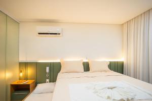 Get By Side #702 - Estúdio moderno por Carpediem