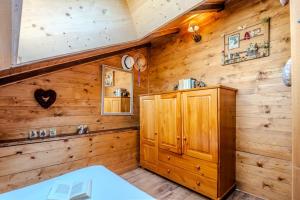 Appartements Slow Chalet Etale Ski in-out Duplex Mountain View Balcony & Free parking : photos des chambres