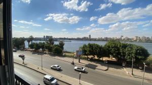 شقه صف اول علي النيل بسعر مميز