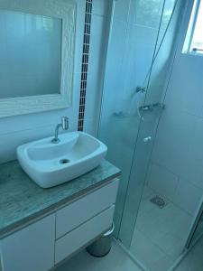 Casa no segundo andar com piscina