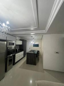 Casa no segundo andar com piscina