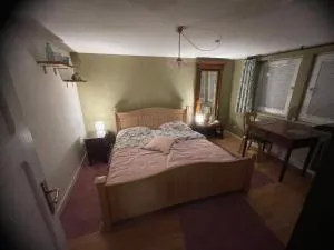 Am Bächle, Zimmer Emmer - Steinheim