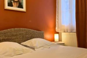 Appartements Henri en scene - Charme & Confort en Hypercentre Chartres - Au pied de la Cathedrale : photos des chambres