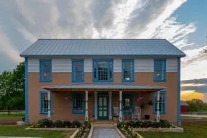 The Mohawk Valley House - 4 suite boutique hotel renamed - Caldwell Crossing