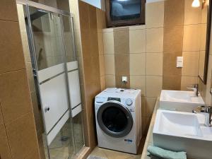 Brookforest Family Apartman