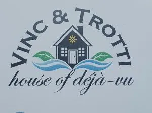 VINC & TROTTI HOUSE OF DÈJÀ-VU - 佩尔吉内瓦尔苏加纳