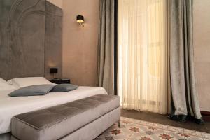 Superior Double Room room in De Stefano Palace Luxury Hotel