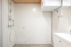 Easy Stay Rooms & Apartments near Airport