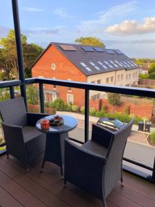 Deluxe Seaview Apartment