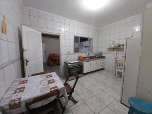 Casa com Piscina na Enseada