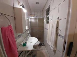 Casa com Piscina na Enseada