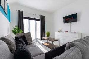 Stunning Spacious 4 Bed bungalow - Ubytování bez kategorie ve městě Southend-on-Sea