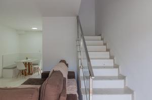 2 suítes e churrasqueira a 500m da Praia do Sul