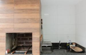 2 suítes e churrasqueira a 500m da Praia do Sul