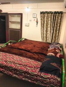 Aadhiran temple view room