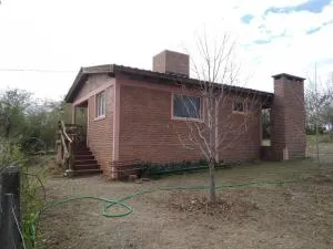 Casa con gran jardín a 100 mts del Río Amboy - San Ignacio