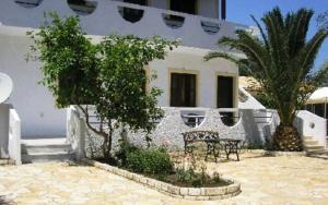 Olympia Paxos Villas & Apartments