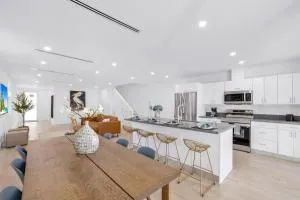 Up to 12 guests! Modern Villa near Wynwood 29! - Miami