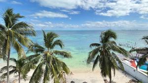 Beautiful Apartment In Cancun Beach Front Ocean View