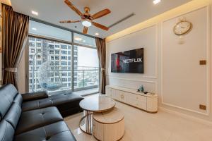 Vinhomes Landmark Luxury Apartment Since 2025