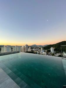 LOFT UP 510 | Mobiliado | WIFI | Piscina | Vaga