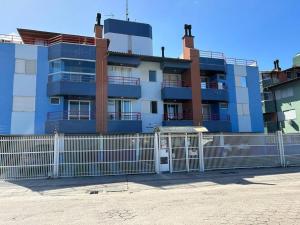 Comfortable 2 Bedroom Apartment Near The Beach