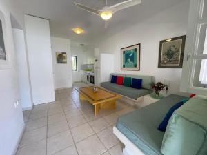 GAIA sea view HOUSE with private pool and beach