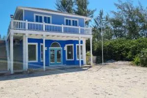 Sheer Bliss Apt 5 - Old Bight