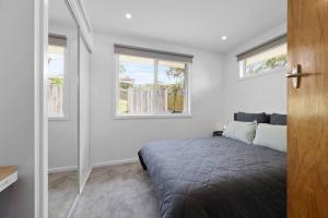 3 bedroom, pet friendly home CBD
