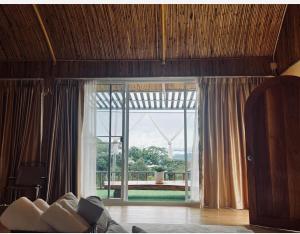 Ai-oon b1 by Triple a coffee