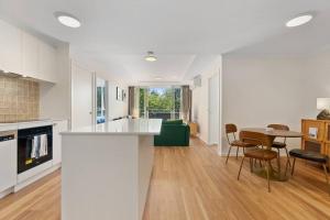 A Wabi-Sabi Style Apartment at City