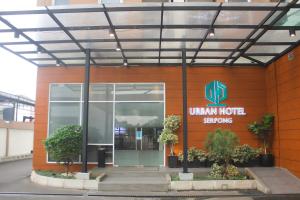 Urban Hotel Serpong