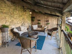 Maisons de vacances Maison de caractere avec jardin, terrasse et equipements famille - Proche plan d'eau et foret - FR-1-653-47 : Maison de Vacances