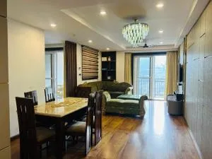 White breeze 3bhk flexigo stays - Jūnga