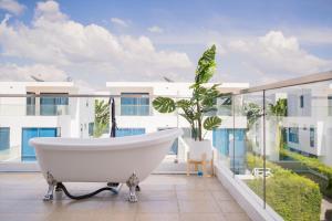 Your Days PLUS pool villa